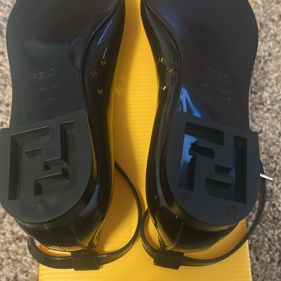 FENDI Size 37 Ballerina Flats, New In Box Black - Picture 3 of 14